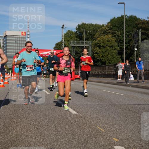 07.09.2025 - BARMER Alsterlauf Yannick Fuchs http://msf.ph/oto/8822117 07.09.2025 09:46:27 Laufen 8405, 2801, 613, 4261, 593 meine-sportfotos.de