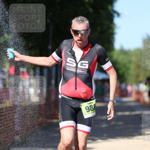07.09.2025 - 19. Norderstedt Triathlon Michael Strokosch http://msf.ph/oto/8822123 07.09.2025 15:01:16 Laufen 979, 986 meine-sportfotos.de