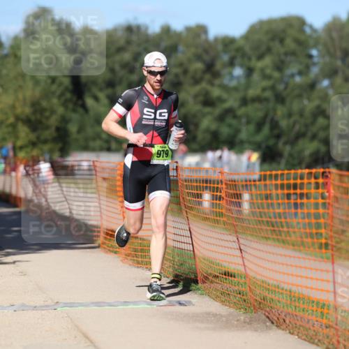 07.09.2025 - 19. Norderstedt Triathlon Michael Strokosch http://msf.ph/oto/8822144 07.09.2025 15:01:21 Laufen 979 meine-sportfotos.de