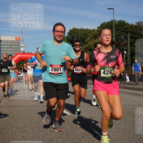 07.09.2025 - BARMER Alsterlauf Yannick Fuchs http://msf.ph/oto/8822147 07.09.2025 09:46:28 Laufen 05, 5880, 2801, 4820, 8080, 484, 36, 426 meine-sportfotos.de