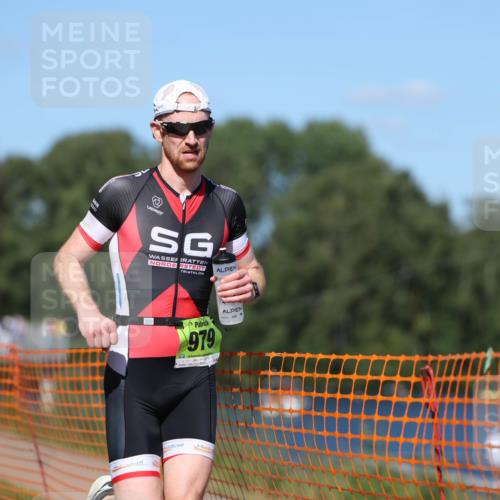 07.09.2025 - 19. Norderstedt Triathlon Michael Strokosch http://msf.ph/oto/8822154 07.09.2025 15:01:22 Laufen 979 meine-sportfotos.de