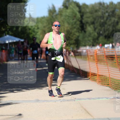 07.09.2025 - 19. Norderstedt Triathlon Michael Strokosch http://msf.ph/oto/8822158 07.09.2025 15:01:36 Laufen 369, 1005 meine-sportfotos.de