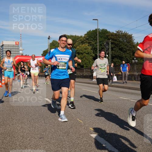 07.09.2025 - BARMER Alsterlauf Yannick Fuchs http://msf.ph/oto/8822165 07.09.2025 09:46:30 Laufen 8080, 5484, 4249, 880, 2695 meine-sportfotos.de