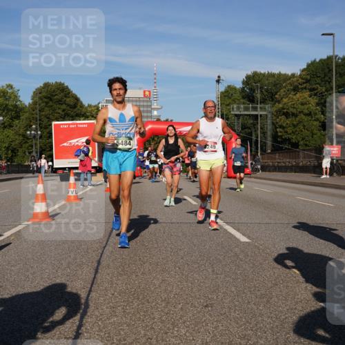 07.09.2025 - BARMER Alsterlauf Yannick Fuchs http://msf.ph/oto/8822208 07.09.2025 09:46:31 Laufen 5484, 249, 613 meine-sportfotos.de