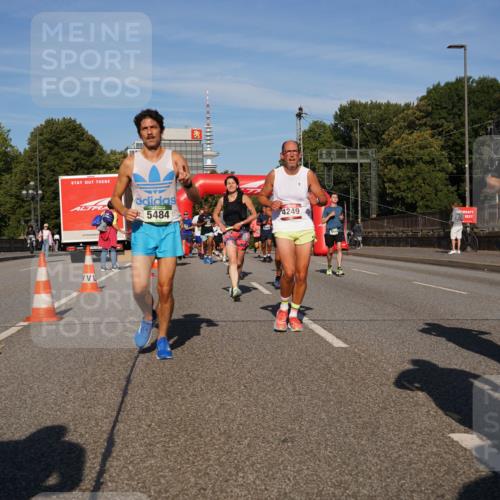 07.09.2025 - BARMER Alsterlauf Yannick Fuchs http://msf.ph/oto/8822214 07.09.2025 09:46:31 Laufen 5484, 4249, 6 meine-sportfotos.de