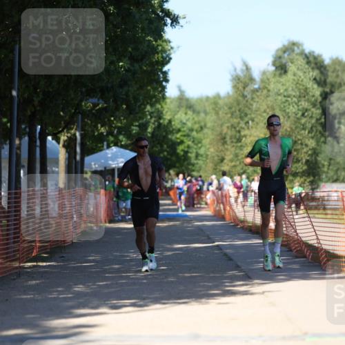 07.09.2025 - 19. Norderstedt Triathlon Michael Strokosch http://msf.ph/oto/8822228 07.09.2025 15:01:54 Laufen 911, 1014 meine-sportfotos.de