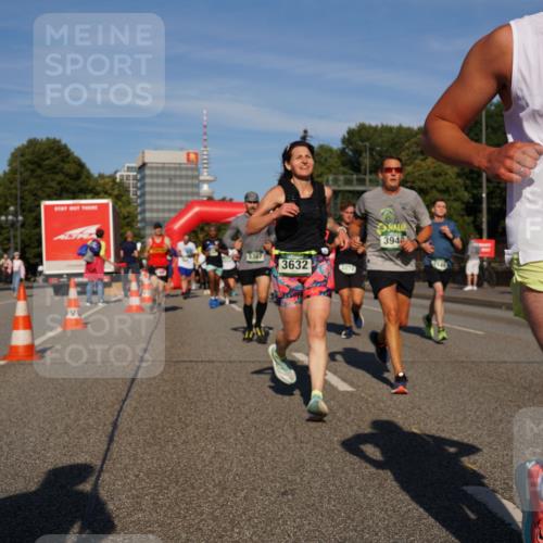 07.09.2025 - BARMER Alsterlauf Yannick Fuchs http://msf.ph/oto/8822249 07.09.2025 09:46:33 Laufen 36, 4249, 394, 5367, 3632 meine-sportfotos.de