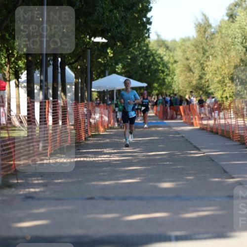 07.09.2025 - 19. Norderstedt Triathlon Michael Strokosch http://msf.ph/oto/8822260 07.09.2025 16:02:34 Laufen 430, 479 meine-sportfotos.de