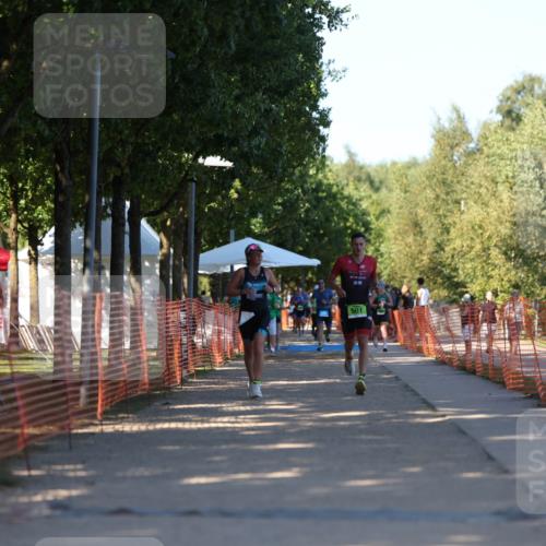 07.09.2025 - 19. Norderstedt Triathlon Michael Strokosch http://msf.ph/oto/8822280 07.09.2025 16:02:44 Laufen 430, 501, 1486 meine-sportfotos.de