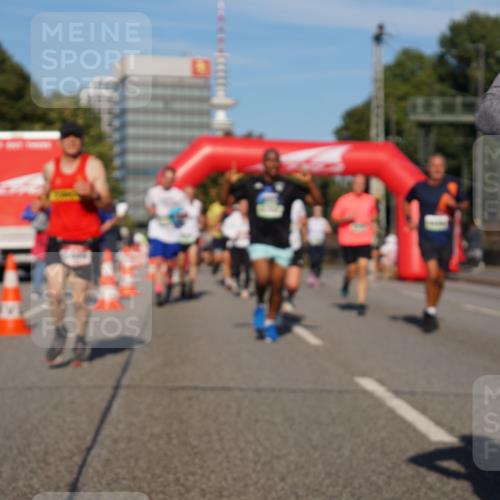 07.09.2025 - BARMER Alsterlauf Yannick Fuchs http://msf.ph/oto/8822295 07.09.2025 09:46:35 Laufen  meine-sportfotos.de