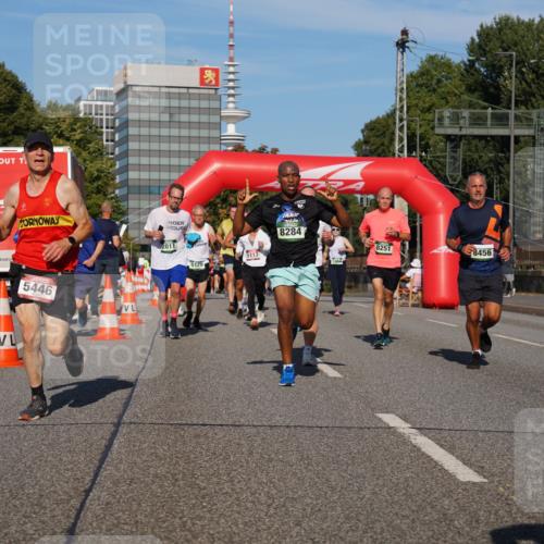 07.09.2025 - BARMER Alsterlauf Yannick Fuchs http://msf.ph/oto/8822306 07.09.2025 09:46:35 Laufen 5446, 2011, 5117, 5129, 8284, 8251, 8456 meine-sportfotos.de