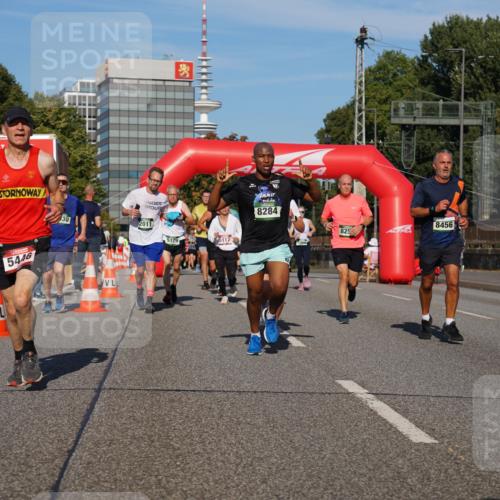 07.09.2025 - BARMER Alsterlauf Yannick Fuchs http://msf.ph/oto/8822312 07.09.2025 09:46:35 Laufen 5446, 2011, 5129, 5117, 8284, 8456, 825 meine-sportfotos.de