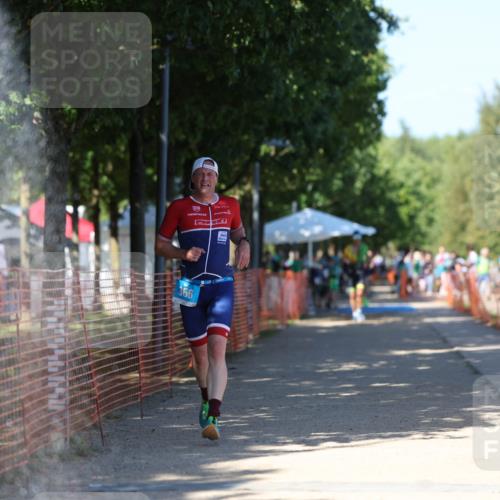 07.09.2025 - 19. Norderstedt Triathlon Michael Strokosch http://msf.ph/oto/8822329 07.09.2025 15:02:17 Laufen 366, 1469 meine-sportfotos.de