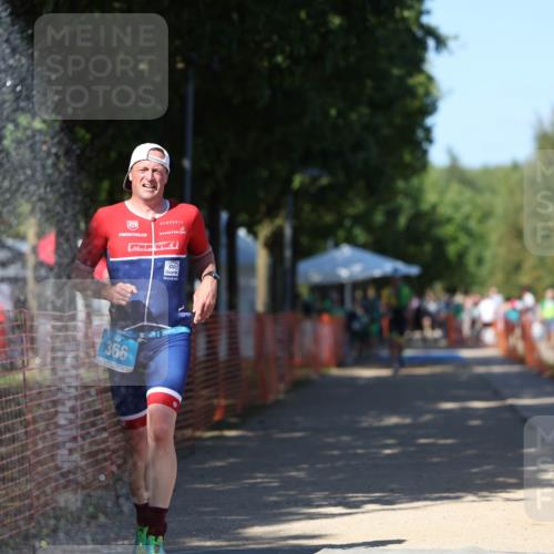 07.09.2025 - 19. Norderstedt Triathlon Michael Strokosch http://msf.ph/oto/8822338 07.09.2025 15:02:18 Laufen 366, 1469 meine-sportfotos.de