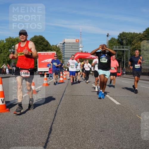 07.09.2025 - BARMER Alsterlauf Yannick Fuchs http://msf.ph/oto/8822339 07.09.2025 09:46:37 Laufen 5446, 3330, 8284, 8456, 8251 meine-sportfotos.de