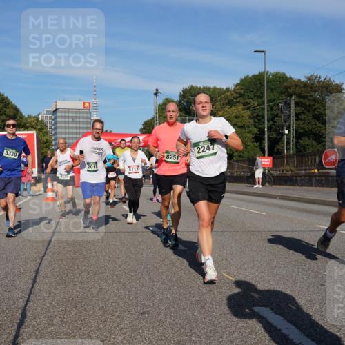 07.09.2025 - BARMER Alsterlauf Yannick Fuchs http://msf.ph/oto/8822376 07.09.2025 09:46:38 Laufen 3330, 5129, 2011, 8251, 5117, 2247, 8456 meine-sportfotos.de