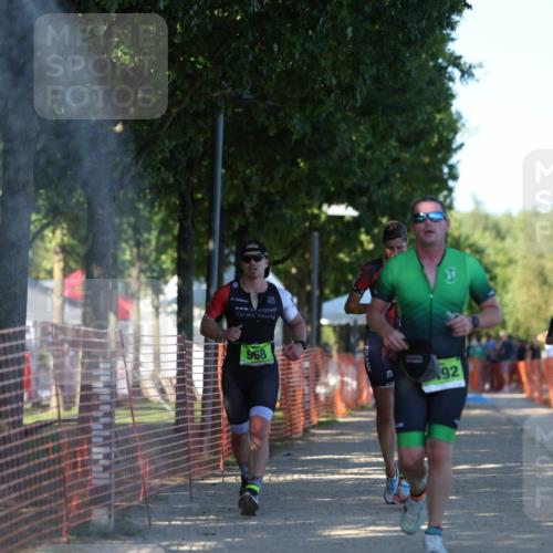 07.09.2025 - 19. Norderstedt Triathlon Michael Strokosch http://msf.ph/oto/8822385 07.09.2025 16:03:30 Laufen 438, 459, 498, 537, 1492 meine-sportfotos.de