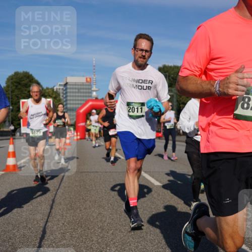 07.09.2025 - BARMER Alsterlauf Yannick Fuchs http://msf.ph/oto/8822387 07.09.2025 09:46:40 Laufen 3330, 2011, 36, 8251, 5129 meine-sportfotos.de