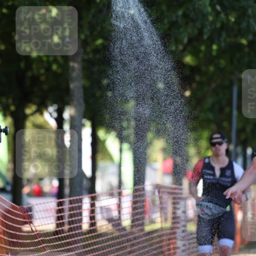 07.09.2025 - 19. Norderstedt Triathlon Michael Strokosch http://msf.ph/oto/8822397 07.09.2025 16:03:31 Laufen 438, 498, 537, 1492 meine-sportfotos.de