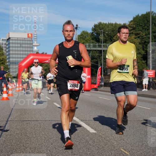07.09.2025 - BARMER Alsterlauf Yannick Fuchs http://msf.ph/oto/8822398 07.09.2025 09:46:42 Laufen 5657, 2498, 4295, 595 meine-sportfotos.de