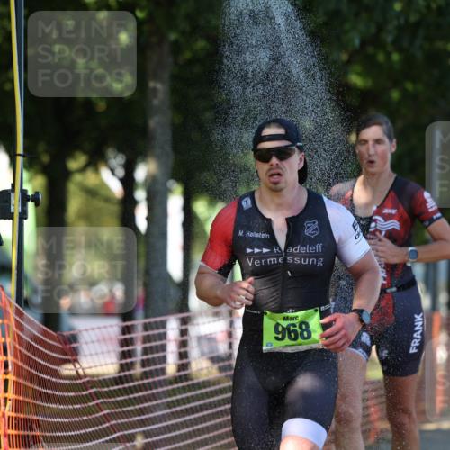 07.09.2025 - 19. Norderstedt Triathlon Michael Strokosch http://msf.ph/oto/8822410 07.09.2025 16:03:33 Laufen 438, 498, 537, 1492 meine-sportfotos.de