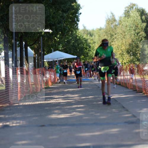 07.09.2025 - 19. Norderstedt Triathlon Michael Strokosch http://msf.ph/oto/8822440 07.09.2025 16:03:54 Laufen 467, 476 meine-sportfotos.de