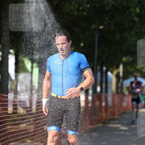 07.09.2025 - 19. Norderstedt Triathlon Michael Strokosch http://msf.ph/oto/8822531 07.09.2025 15:11:20 Laufen 888, 979, 985, 1012 meine-sportfotos.de