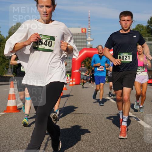 07.09.2025 - BARMER Alsterlauf Yannick Fuchs http://msf.ph/oto/8822533 07.09.2025 09:46:51 Laufen 36, 540, 2086, 6021, 5295, 8436 meine-sportfotos.de