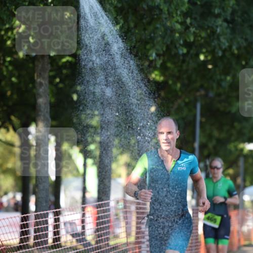 07.09.2025 - 19. Norderstedt Triathlon Michael Strokosch http://msf.ph/oto/8822539 07.09.2025 16:04:40 Laufen 440, 465, 527, 539, 1408, 1483 meine-sportfotos.de