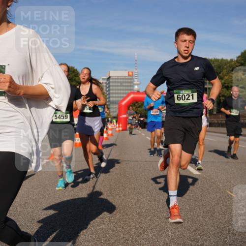 07.09.2025 - BARMER Alsterlauf Yannick Fuchs http://msf.ph/oto/8822542 07.09.2025 09:46:51 Laufen 36, 4540, 2086, 5459, 6021, 3436 meine-sportfotos.de
