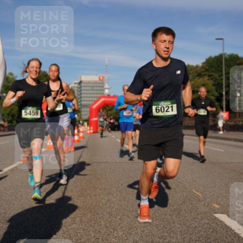 07.09.2025 - BARMER Alsterlauf Yannick Fuchs http://msf.ph/oto/8822546 07.09.2025 09:46:51 Laufen 5459, 6021 meine-sportfotos.de