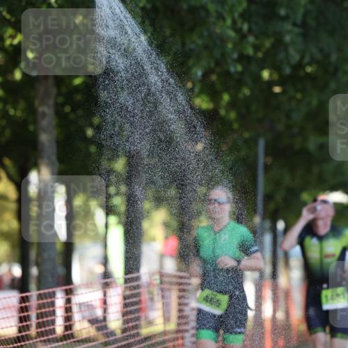 07.09.2025 - 19. Norderstedt Triathlon Michael Strokosch http://msf.ph/oto/8822548 07.09.2025 16:04:42 Laufen 440, 465, 527, 528, 539, 1483 meine-sportfotos.de