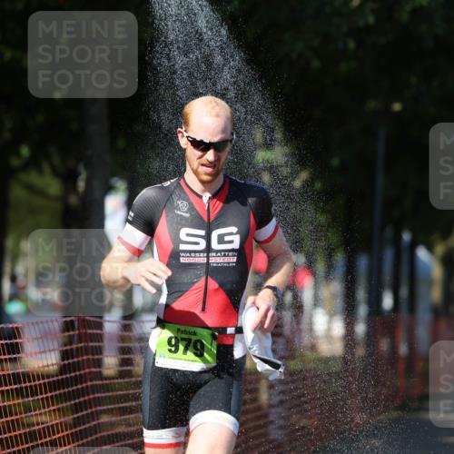07.09.2025 - 19. Norderstedt Triathlon Michael Strokosch http://msf.ph/oto/8822563 07.09.2025 15:11:25 Laufen 888, 979, 985 meine-sportfotos.de