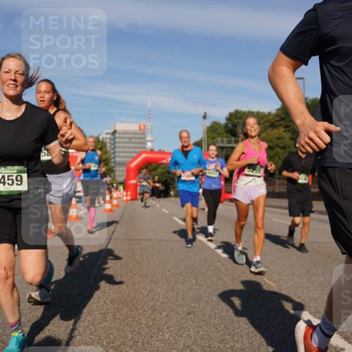 07.09.2025 - BARMER Alsterlauf Yannick Fuchs http://msf.ph/oto/8822565 07.09.2025 09:46:52 Laufen 5459, 36, 6021 meine-sportfotos.de