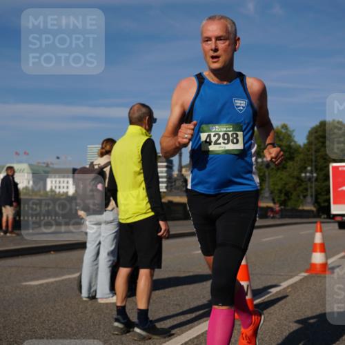 07.09.2025 - BARMER Alsterlauf Yannick Fuchs http://msf.ph/oto/8822610 07.09.2025 09:46:54 Laufen 36, 4298 meine-sportfotos.de