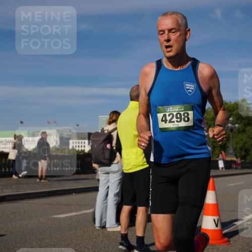 07.09.2025 - BARMER Alsterlauf Yannick Fuchs http://msf.ph/oto/8822616 07.09.2025 09:46:54 Laufen 36, 4298 meine-sportfotos.de