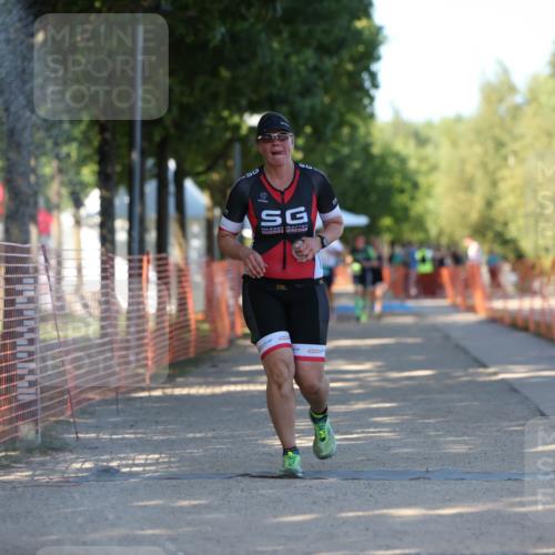 07.09.2025 - 19. Norderstedt Triathlon Michael Strokosch http://msf.ph/oto/8822617 07.09.2025 16:04:56 Laufen 445, 1482 meine-sportfotos.de