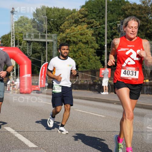 07.09.2025 - BARMER Alsterlauf Yannick Fuchs http://msf.ph/oto/8822644 07.09.2025 09:46:56 Laufen 3821, 4830, 3, 4031 meine-sportfotos.de