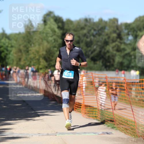 07.09.2025 - 19. Norderstedt Triathlon Michael Strokosch http://msf.ph/oto/8822655 07.09.2025 15:12:14 Laufen 428, 995 meine-sportfotos.de