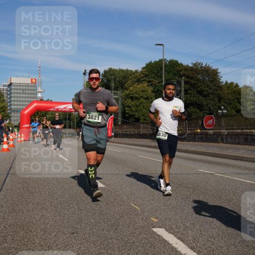 07.09.2025 - BARMER Alsterlauf Yannick Fuchs http://msf.ph/oto/8822657 07.09.2025 09:46:57 Laufen 3821 meine-sportfotos.de