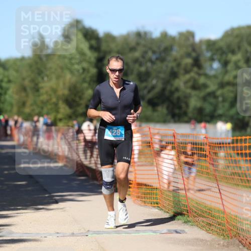 07.09.2025 - 19. Norderstedt Triathlon Michael Strokosch http://msf.ph/oto/8822658 07.09.2025 15:12:14 Laufen 428, 995 meine-sportfotos.de