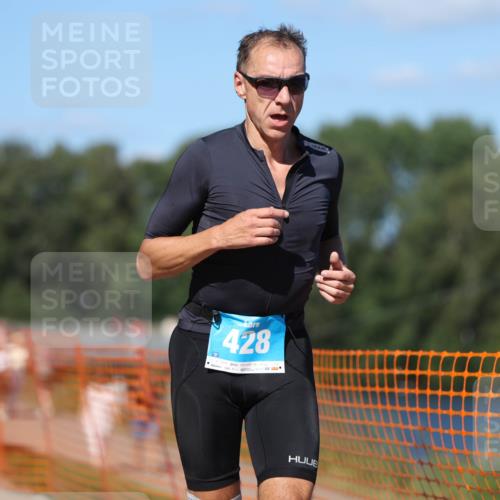 07.09.2025 - 19. Norderstedt Triathlon Michael Strokosch http://msf.ph/oto/8822681 07.09.2025 15:12:16 Laufen 428, 995 meine-sportfotos.de