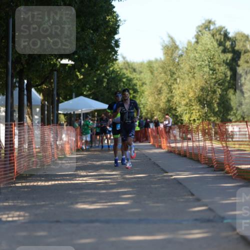 07.09.2025 - 19. Norderstedt Triathlon Michael Strokosch http://msf.ph/oto/8822704 07.09.2025 16:05:51 Laufen 416, 494, 523, 538, 1433 meine-sportfotos.de