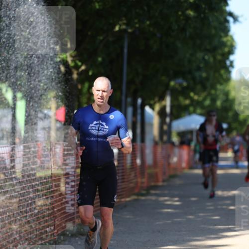 07.09.2025 - 19. Norderstedt Triathlon Michael Strokosch http://msf.ph/oto/8822742 07.09.2025 15:12:48 Laufen 427, 978, 988 meine-sportfotos.de