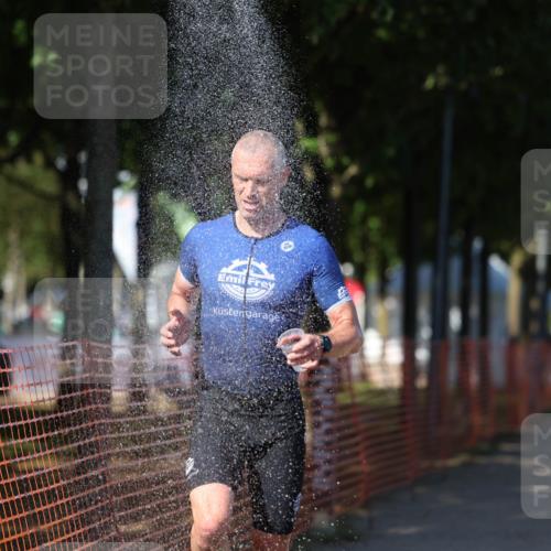 07.09.2025 - 19. Norderstedt Triathlon Michael Strokosch http://msf.ph/oto/8822749 07.09.2025 15:12:48 Laufen 427, 978, 988 meine-sportfotos.de