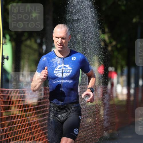 07.09.2025 - 19. Norderstedt Triathlon Michael Strokosch http://msf.ph/oto/8822752 07.09.2025 15:12:49 Laufen 427, 978, 988 meine-sportfotos.de