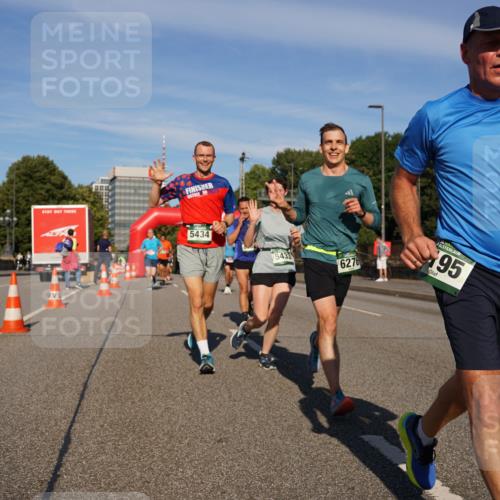 07.09.2025 - BARMER Alsterlauf Yannick Fuchs http://msf.ph/oto/8822766 07.09.2025 09:47:06 Laufen 202, 5434, 5433, 6276, 95, 2015, 2, 0 meine-sportfotos.de