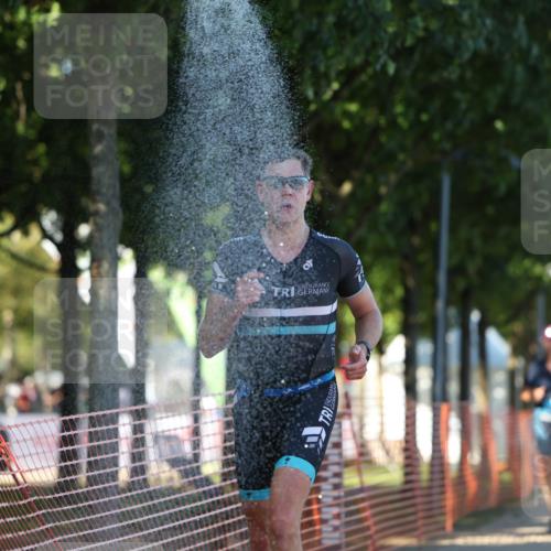 07.09.2025 - 19. Norderstedt Triathlon Michael Strokosch http://msf.ph/oto/8822770 07.09.2025 16:06:12 Laufen 1470, 1484 meine-sportfotos.de