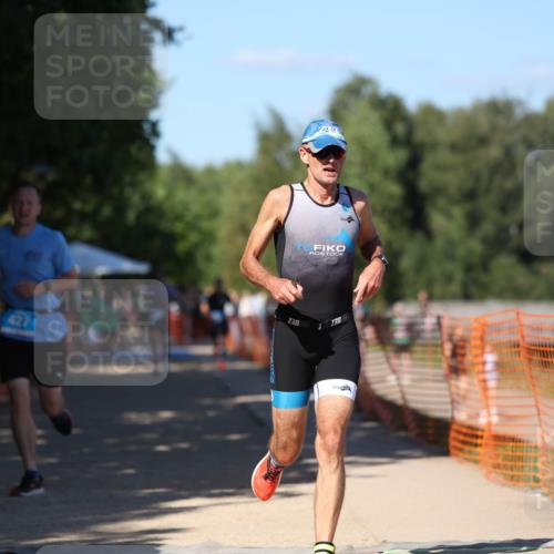 07.09.2025 - 19. Norderstedt Triathlon Michael Strokosch http://msf.ph/oto/8822778 07.09.2025 15:12:52 Laufen 427, 978, 988 meine-sportfotos.de