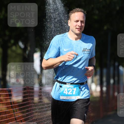 07.09.2025 - 19. Norderstedt Triathlon Michael Strokosch http://msf.ph/oto/8822800 07.09.2025 15:12:55 Laufen 427, 978, 988 meine-sportfotos.de